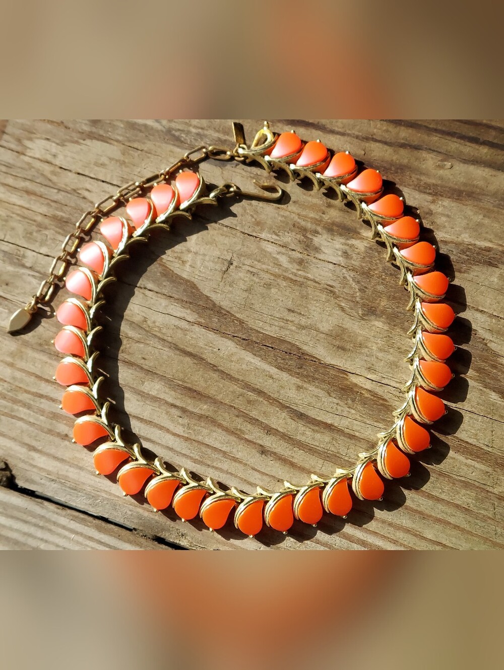 Vintage Longcraft Coral Moonglow Lucite Linked Choker Necklace